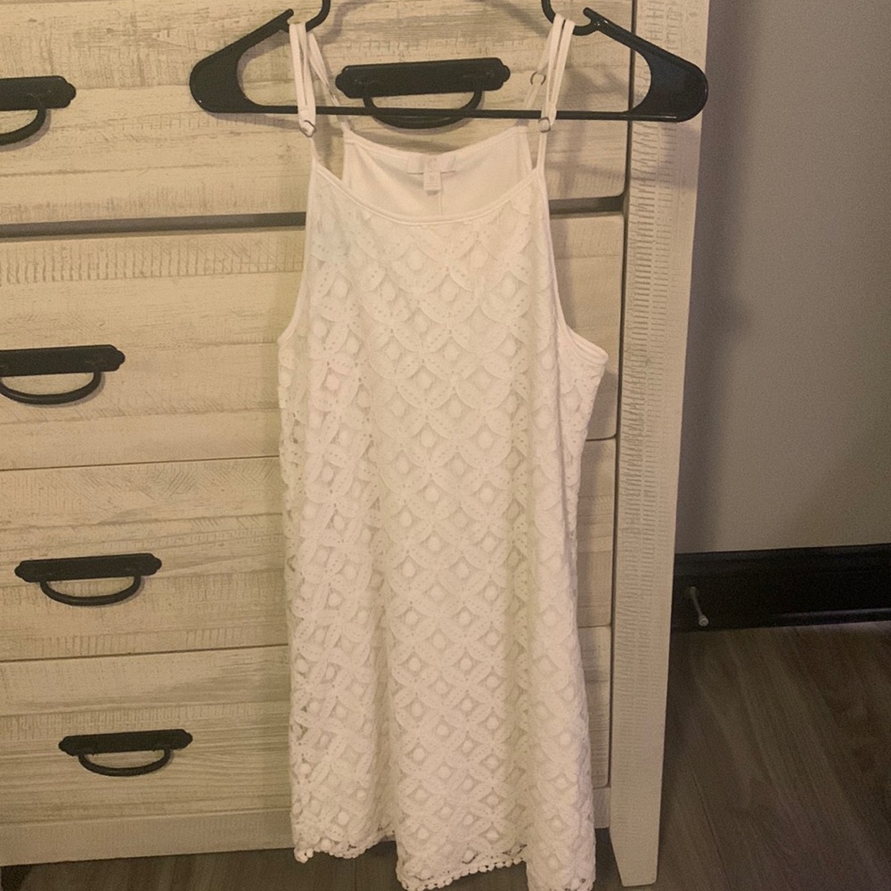 White lace dress